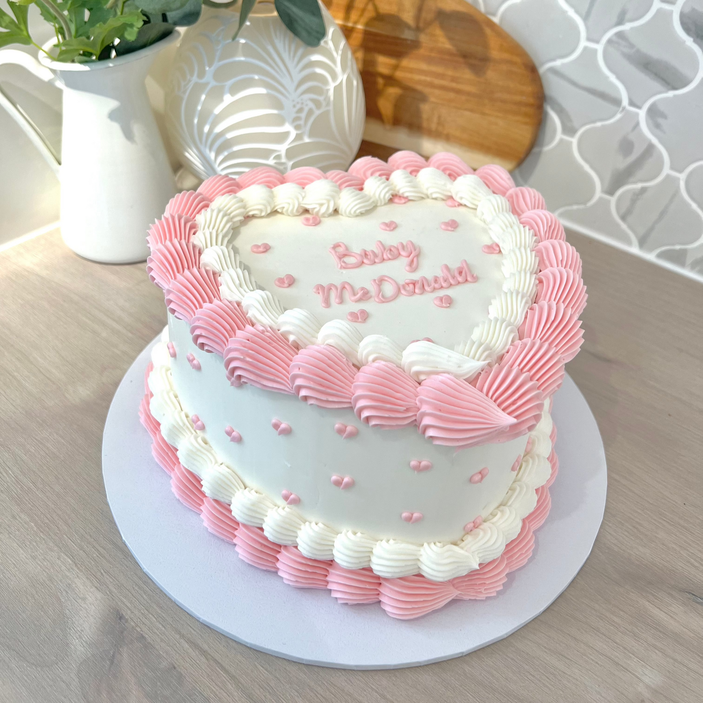 Standard Retro Heart Cake