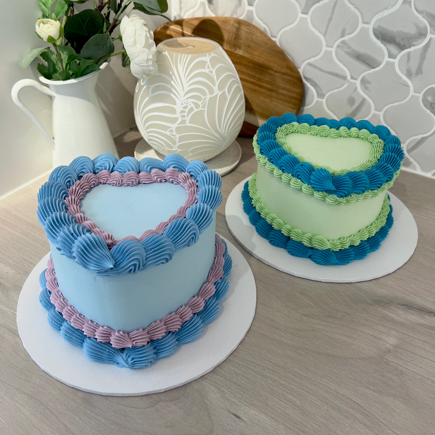 Standard Retro Heart Cake