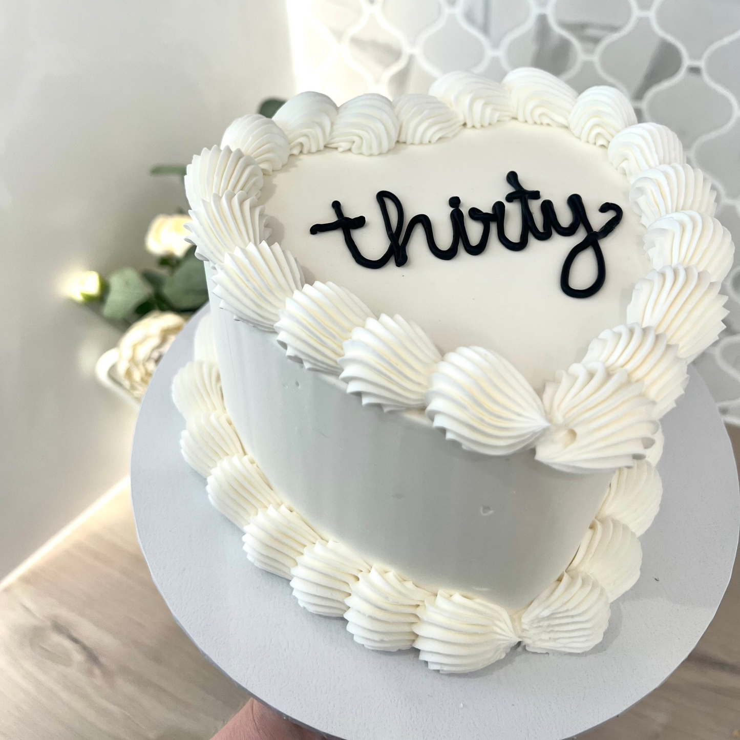 Standard Retro Heart Cake